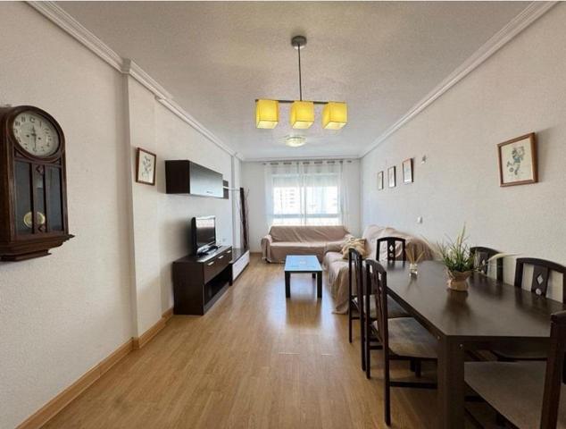 Apartamento en venta en Torrevieja, Centro photo 0