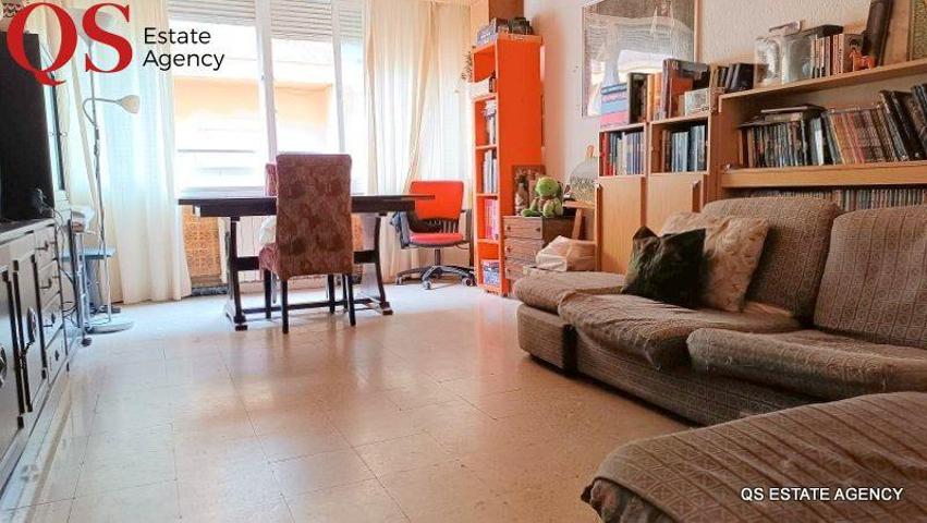 Piso en venta en Blanes, Semicentre photo 0