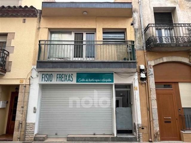 Adosada en venta en Maçanet de la Selva, La Selva photo 0