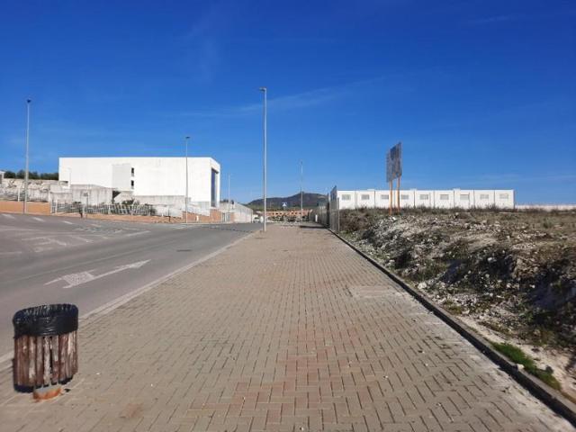 Terreno en venta en Lucena, Lucena photo 0