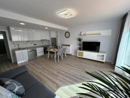Apartamento en venta en Torrevieja, Calas blanca photo 0