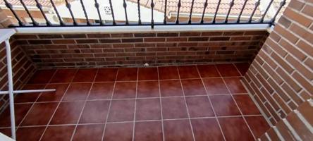 Piso en venta en Maracena, Centro photo 0