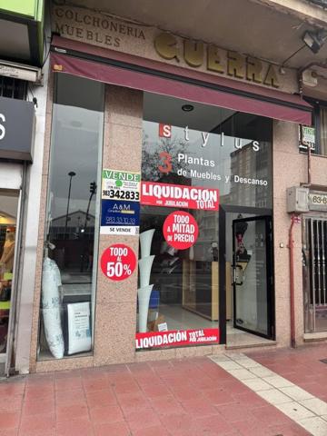 Local comercial en venta en Valladolid, Valladolid photo 0