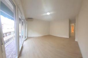 Piso en venta en Manises, Centro photo 0