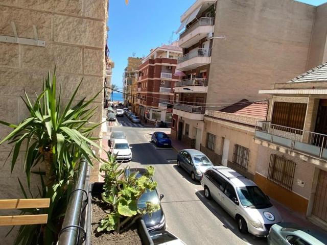 Apartamento en venta en Torrevieja, Paseo maritimo photo 0