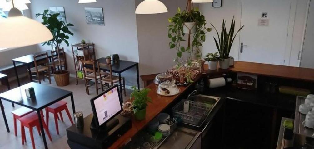 Local comercial en venta en Irun, Virgen Milagrosa Kalea, 20303 photo 0