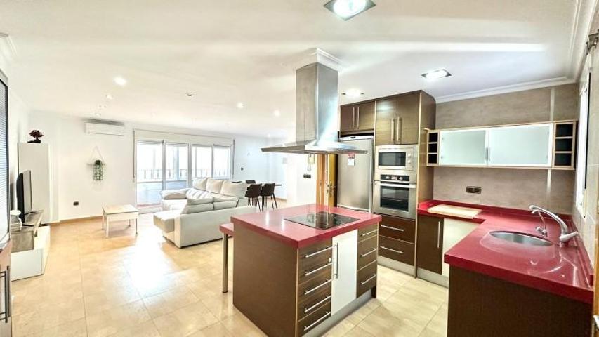 Apartamento en venta en Torrevieja, Centro photo 0