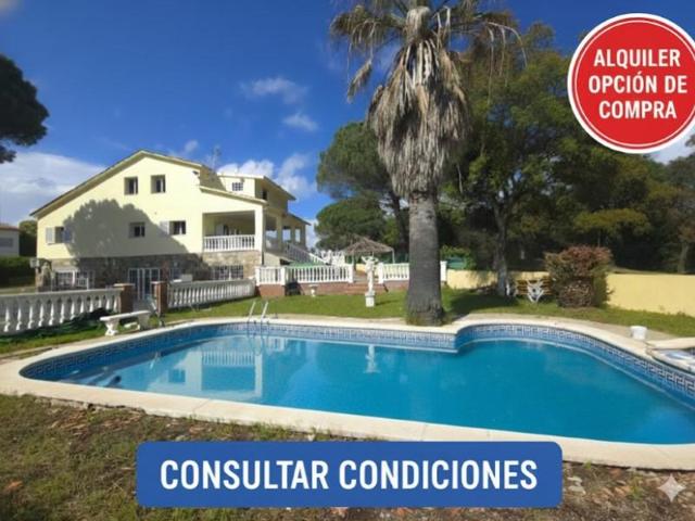 Casa en venta en Tordera photo 0