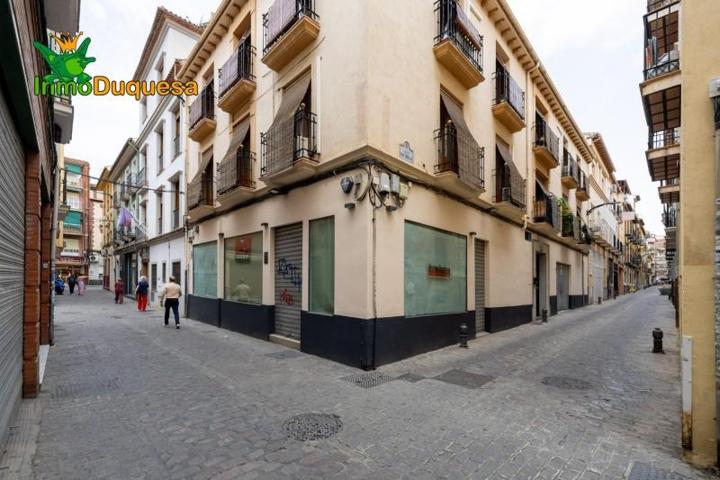 Adosada en venta en Granada, San Antón photo 0