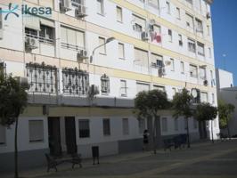 Piso en venta en Huelva, Barrio El Carmen photo 0