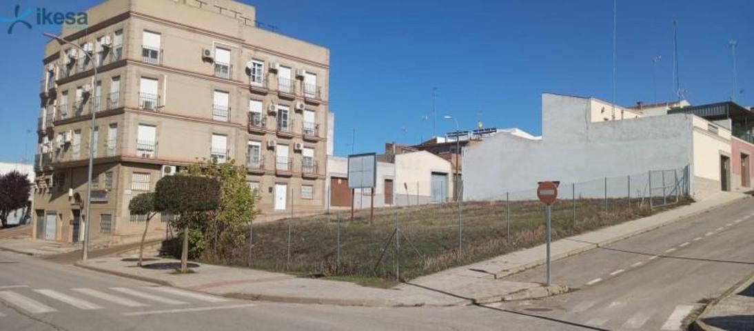 Terreno en venta en Almendralejo, CENTRO photo 0