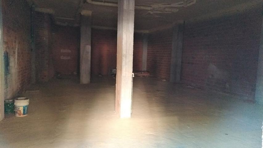 Local comercial en alquiler en La Roda, Centro photo 0