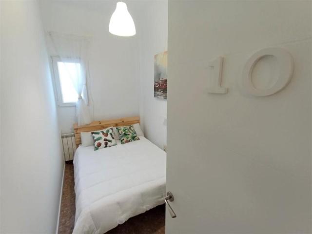 Habitación en alquiler en Granada, Paseo de Cartuja, 18012 photo 0