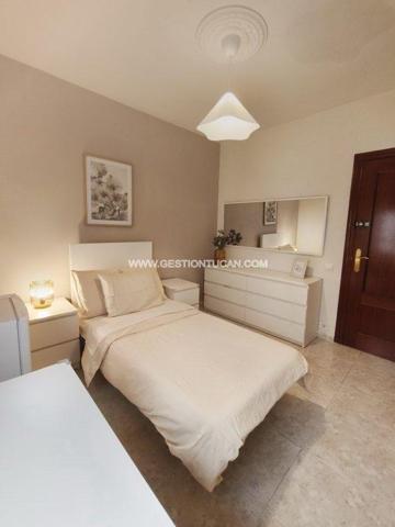 Habitación en alquiler en Talavera de la Reina, Francisco Aguirre - Ctra. De Cervera photo 0