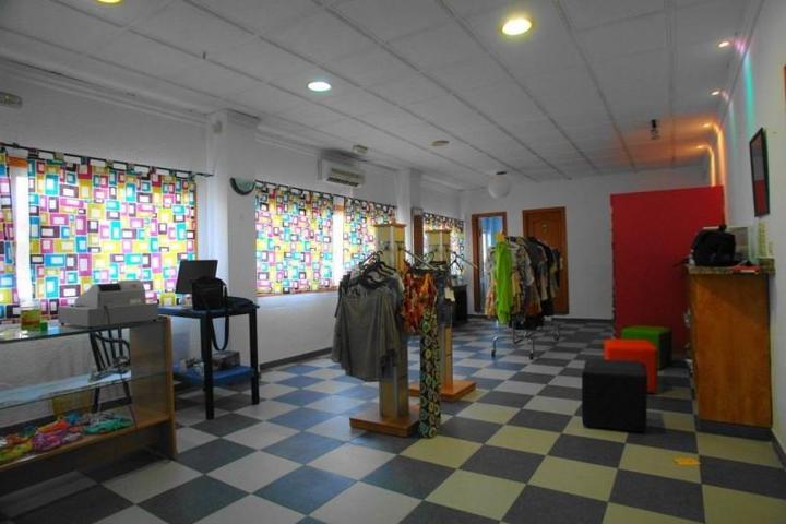 Local comercial en alquiler en Vera, Vera playa photo 0