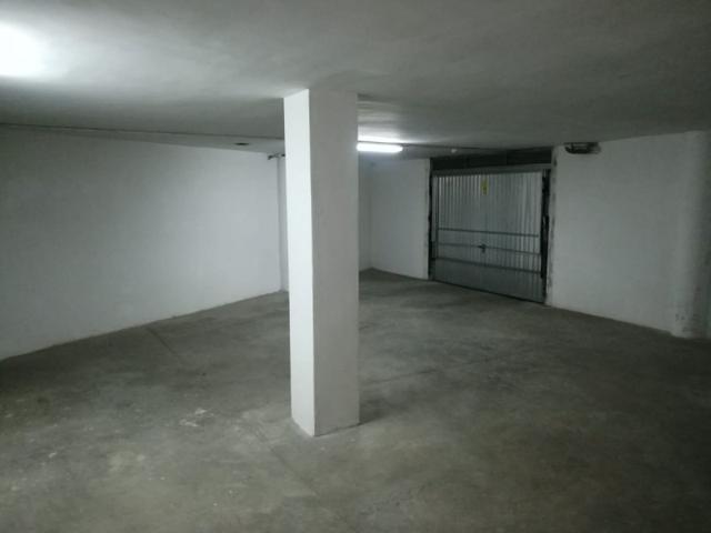 Garaje en alquiler en La Roda, Bascula photo 0