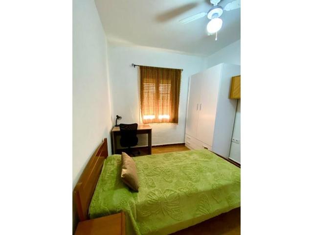 Habitación en alquiler en Málaga photo 0