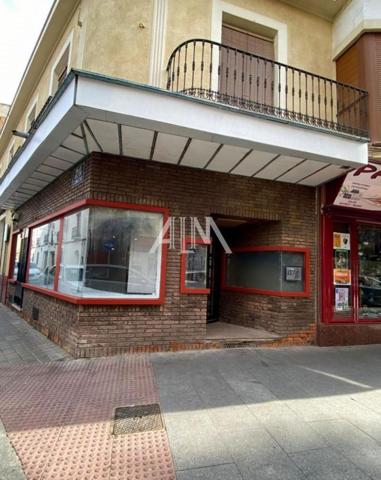 Local comercial en alquiler en Manzanares, Centro photo 0
