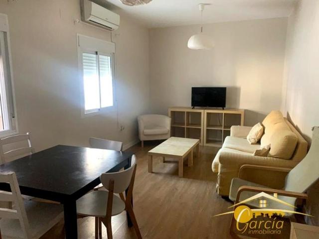 Piso en alquiler en Mérida, Avenida María Auxiliadora, 06800 photo 0