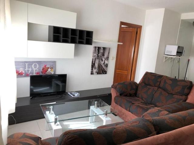 Piso en alquiler en Granada, Triunfo Jardin photo 0