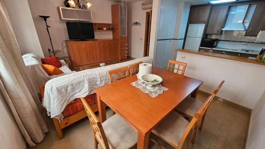 Apartamento en alquiler en Roquetas de Mar, Avenida Del Sabinar photo 0