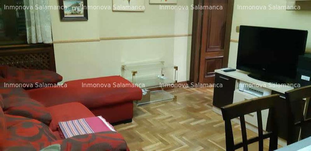 Apartamento en alquiler en Salamanca, Centro photo 0