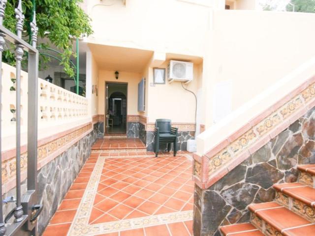 Casa en alquiler en Coín photo 0