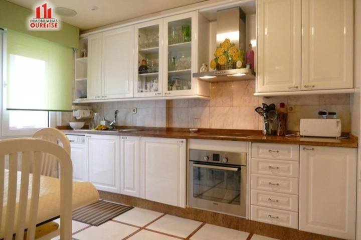 Piso en alquiler en Ourense, Couto photo 0