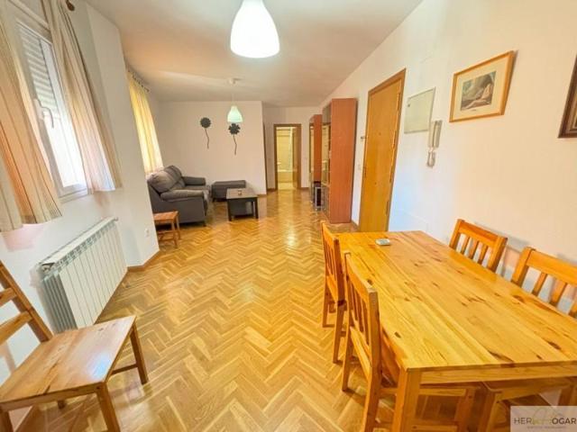 Piso en alquiler en Toledo, Sta. Barbara photo 0