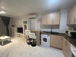 Apartamento en alquiler en Torrevieja photo 0
