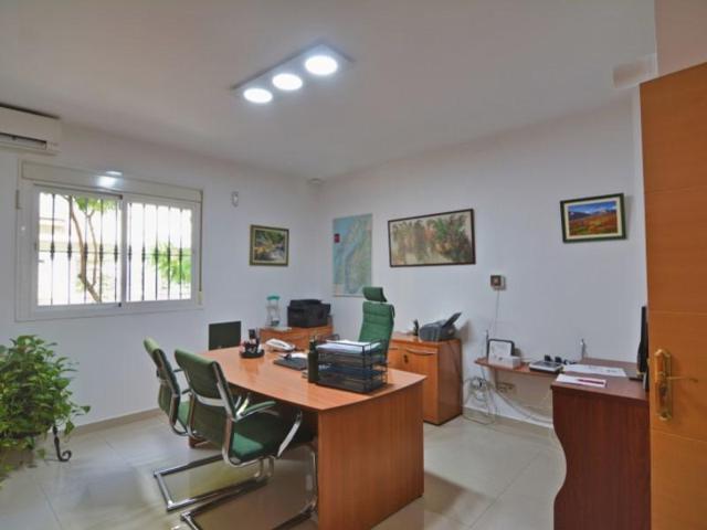 Oficina en alquiler en Fuengirola photo 0