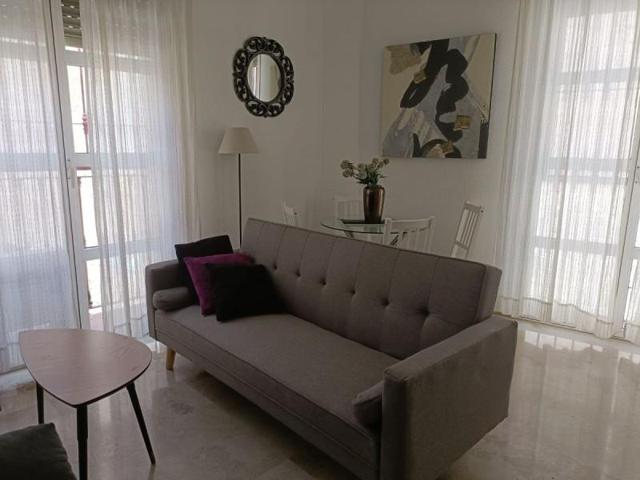 Piso en alquiler en Almería, Centro photo 0