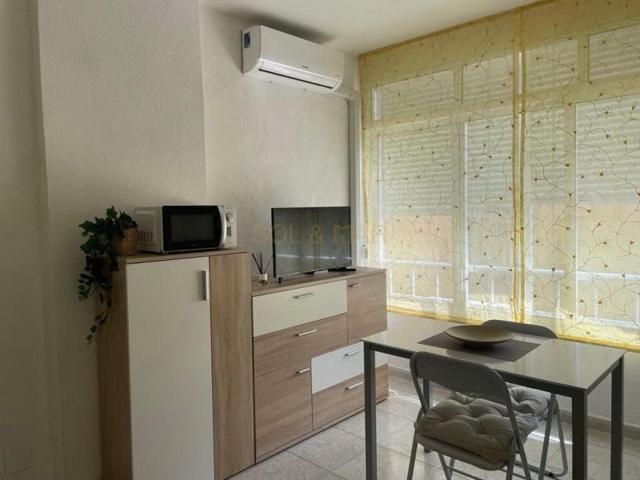 Estudio en alquiler en Torremolinos, Centro photo 0