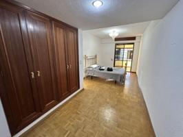 Habitación en alquiler en Valencia, Algiros photo 0