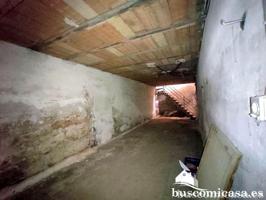 Local comercial en alquiler en Linares, Paseo Marqueses de Linares, 23700 photo 0