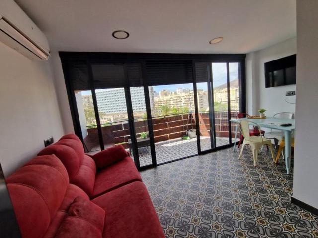 Apartamento en alquiler en Torremolinos, Centro photo 0
