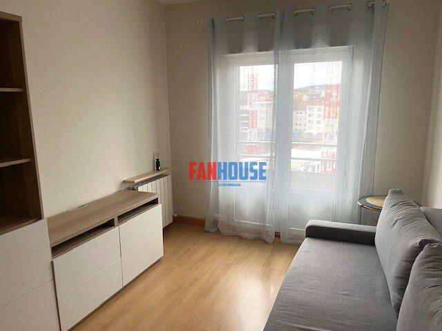 Piso en alquiler en Gijón, Laviada photo 0