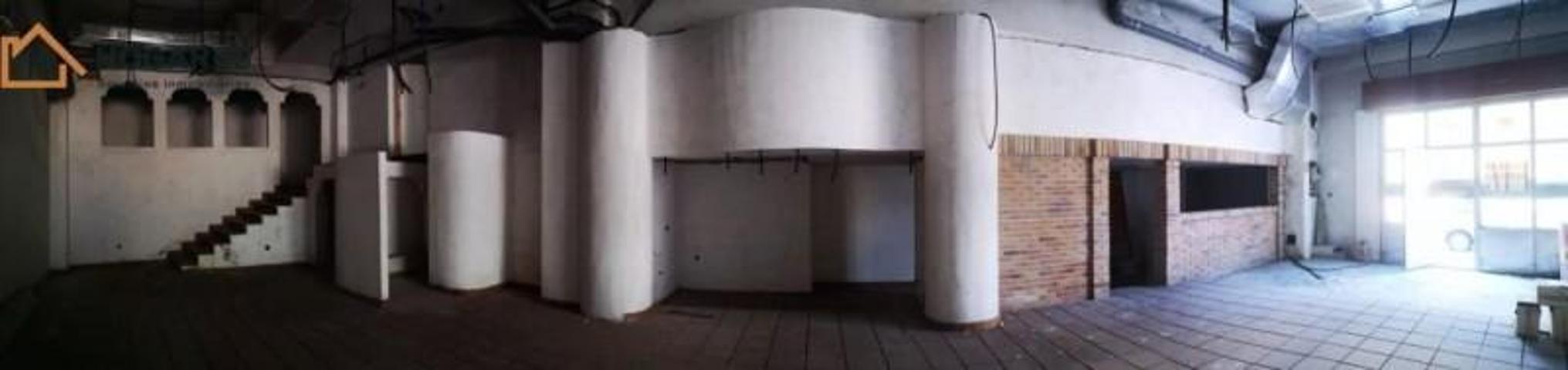 Local comercial en alquiler en Vigo, Corte Inglés photo 0