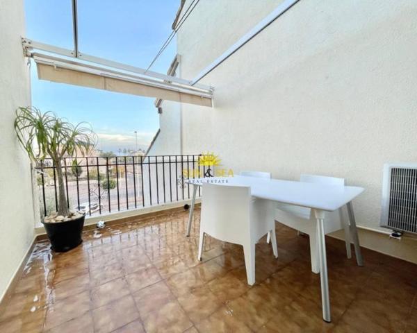 Apartamento en alquiler en Los Alcázares, Plaza 525 photo 0
