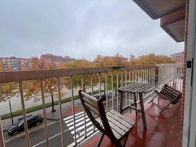 Piso en alquiler en Burgos, Burgos photo 0