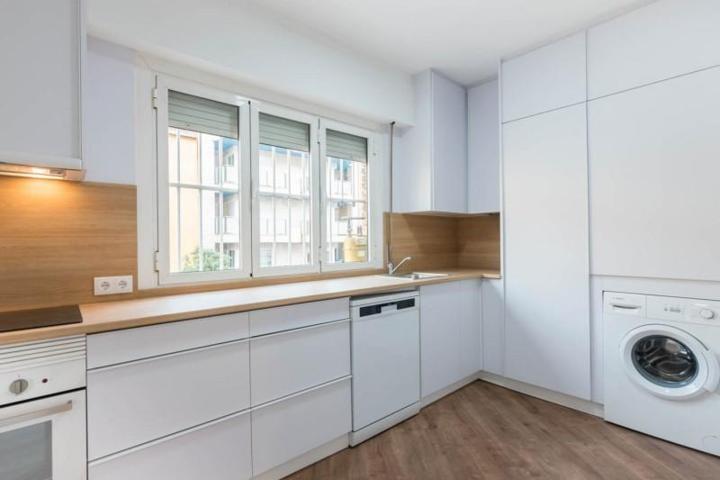 Piso en alquiler en Murcia, Barrio del Carmen photo 0