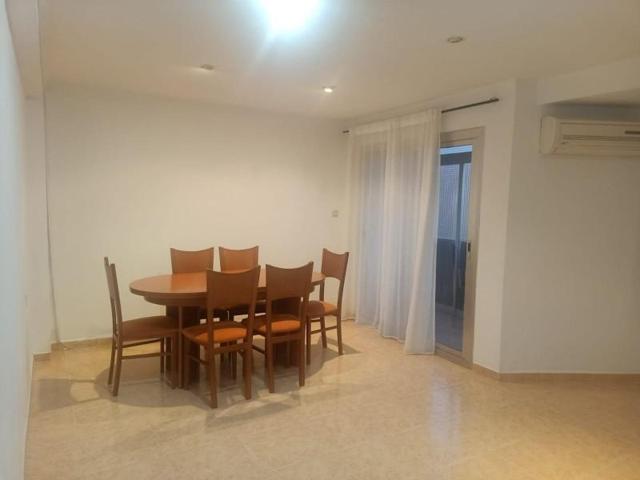 Piso en alquiler en Alaquàs, Blasco Ibañez photo 0