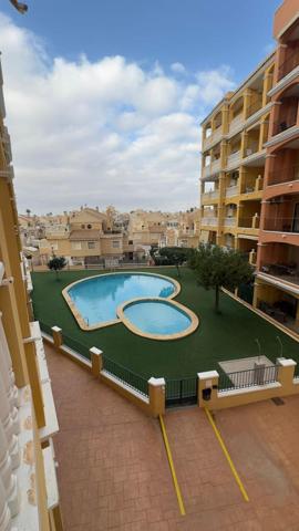 Apartamento en alquiler en Torrevieja, Torreblanca photo 0