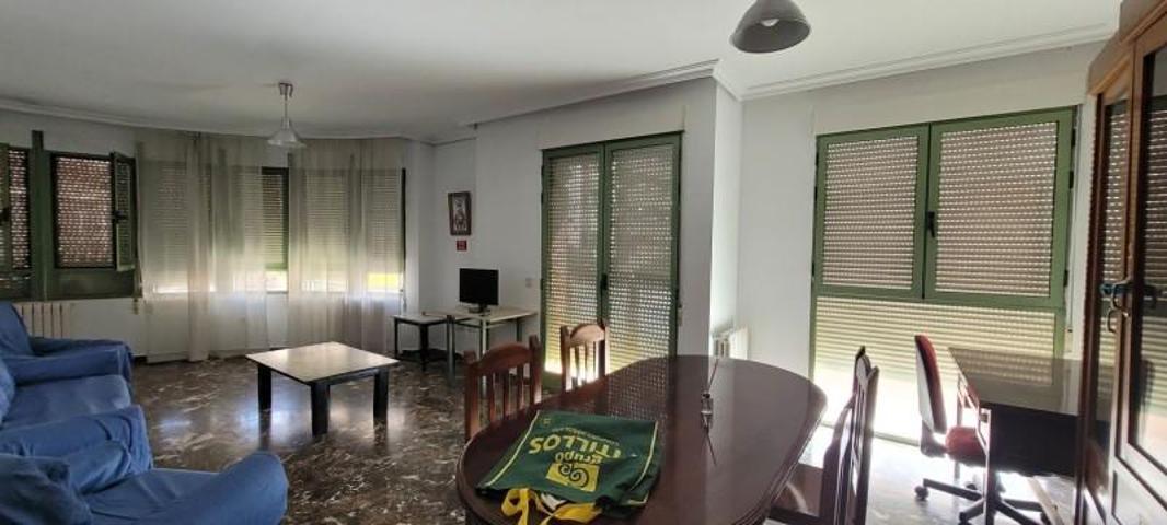 Piso en alquiler en Albacete, Parque photo 0