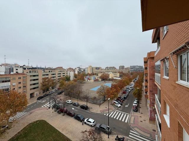 Piso en alquiler en Zaragoza, La Jota photo 0