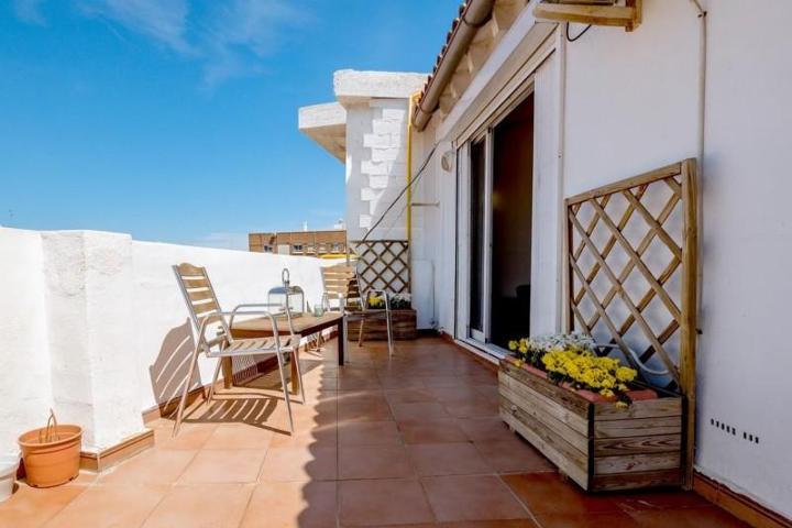 Aticos en alquiler en Valencia, El Grau photo 0