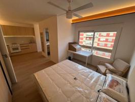 Estudio en alquiler en Valencia, Avenida de Cataluña, 46022 photo 0