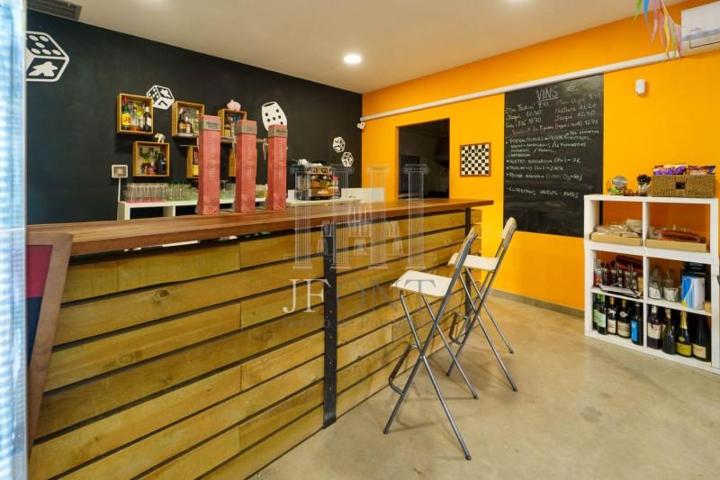 Local comercial en alquiler en Falset, Falset photo 0