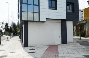 Local comercial en alquiler en Oviedo, Buenavista photo 0
