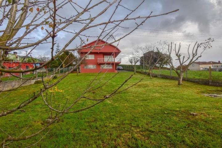 Casa en alquiler en Cambre, Sigras photo 0